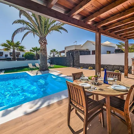 Axular With Heated Private Pool * 普拉亚布兰卡