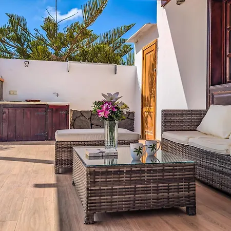 Axular With Heated Private Pool * 普拉亚布兰卡