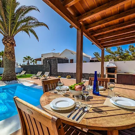 Feriehus Axular With Heated Private Pool Playa Blanca (Lanzarote)